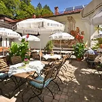 Hotel Restaurant Fruehlingsgarten 3*
