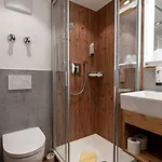 Restaurant Fruehlingsgarten Hotel 3*